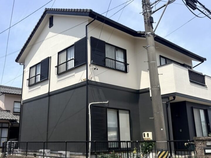 大垣市の外壁塗装・防水工事　ツートーンカラーで立体感を演出